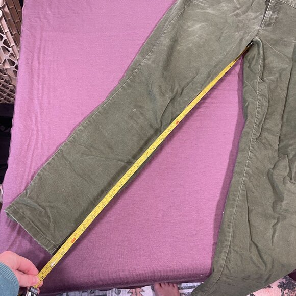 Olive Green Khakis by Gap skinny size 2 with 25" inseam - like NEW - Picture 4 of 7